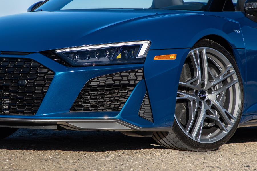 Детали экстерьера Audi R8 V10 Performance Spyder 2019 года  (NA) (фото 10 из 46)